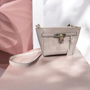 Michael Kors Hamilton Traveler Messenger Bag